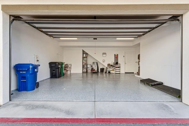 8691 Barbados Ln, Santee, CA 92071