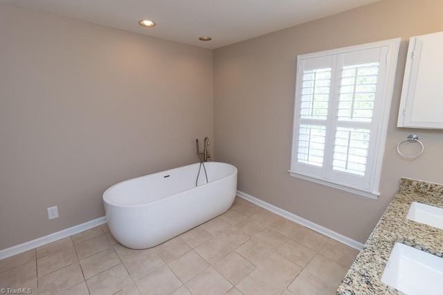 5405 Pondfield Drive, Greensboro, NC 27410