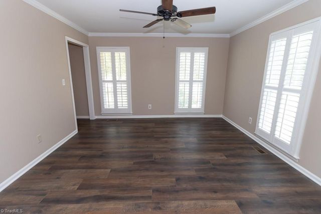 5405 Pondfield Drive, Greensboro, NC 27410