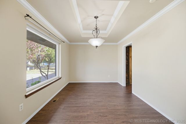 605 E Van Buren Street, Broken Arrow, OK 74011