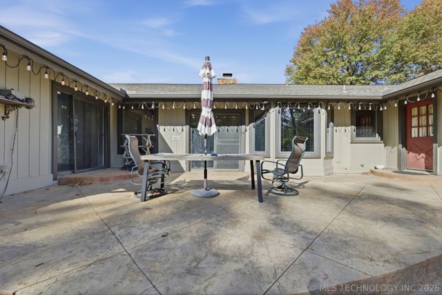 605 E Van Buren Street, Broken Arrow, OK 74011