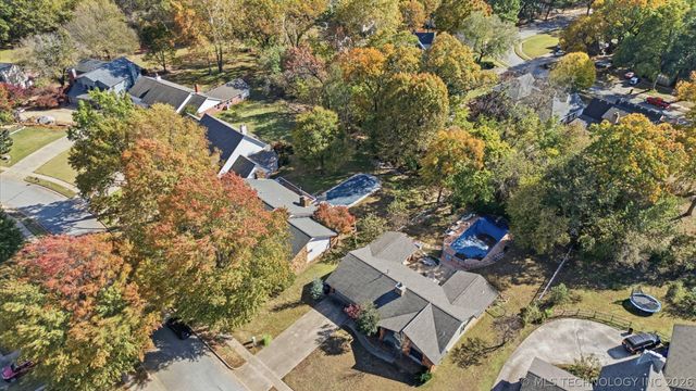 605 E Van Buren Street, Broken Arrow, OK 74011