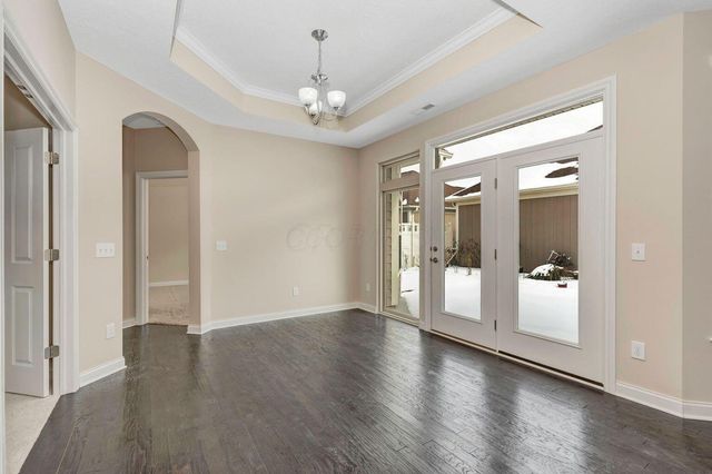 76 Courtyard Crossing Drive, Powell, OH 43065