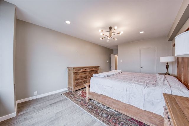 320 Fort Duquesne Blvd 4E, Downtown Pgh, PA 15222