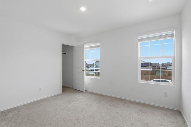 908 Rancho Del Cielo LOOP, Jarrell, TX 76537