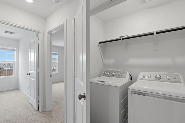 908 Rancho Del Cielo LOOP, Jarrell, TX 76537