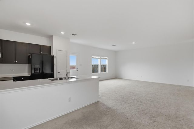 908 Rancho Del Cielo LOOP, Jarrell, TX 76537