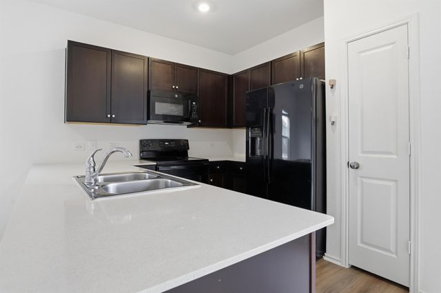 908 Rancho Del Cielo LOOP, Jarrell, TX 76537