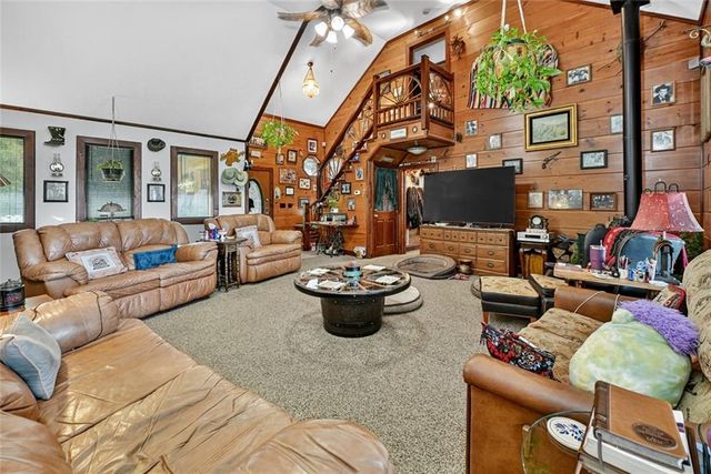 88 Wagon Tracks Ridge, Mineral Bluff, GA 30559