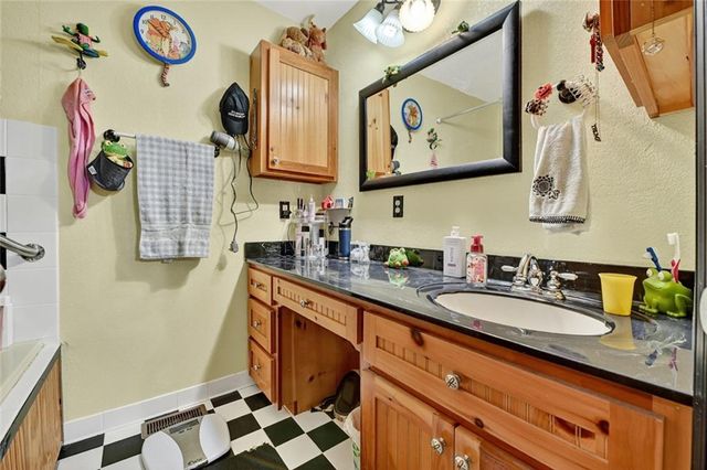 88 Wagon Tracks Ridge, Mineral Bluff, GA 30559