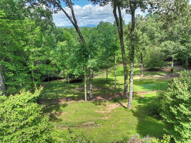88 Wagon Tracks Ridge, Mineral Bluff, GA 30559