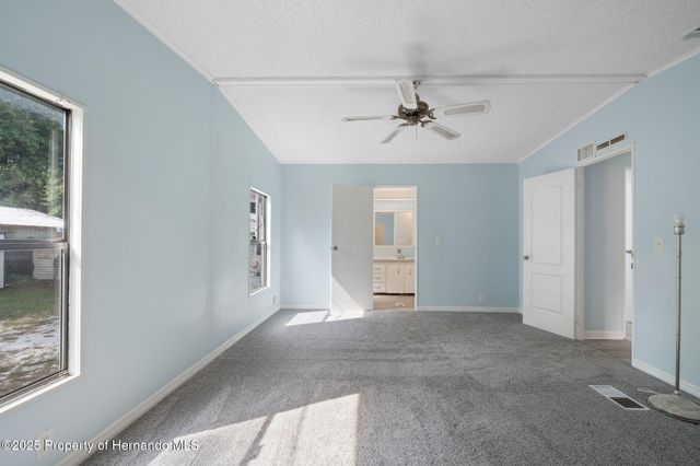 26005 Hebron Street, Brooksville, FL 34601