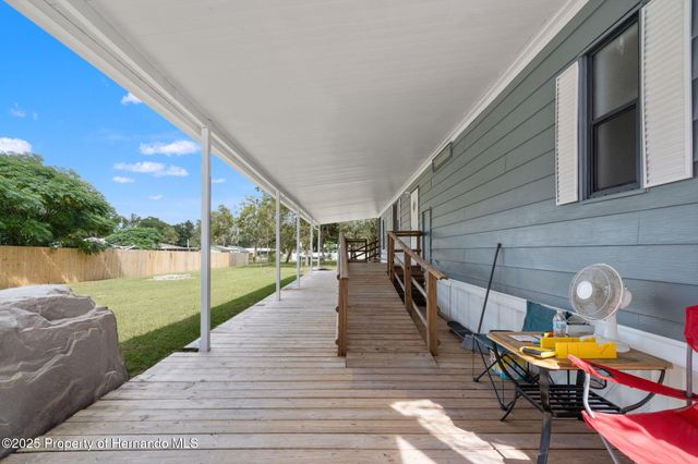 26005 Hebron Street, Brooksville, FL 34601