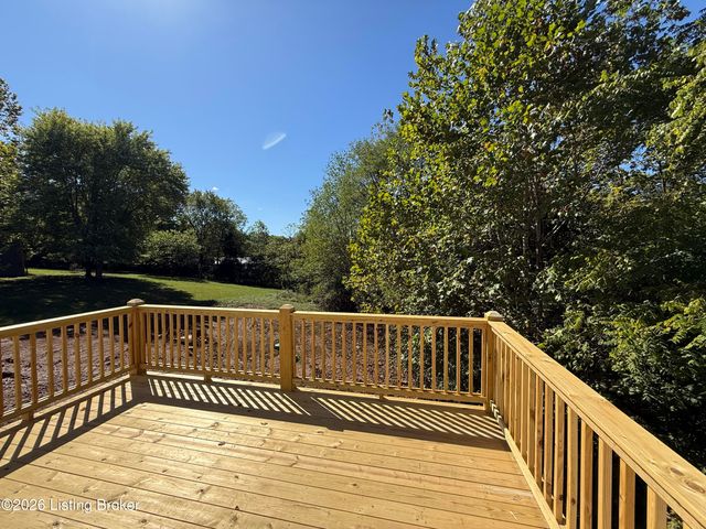 2608 Sycamore Run Ct, La Grange, KY 40031