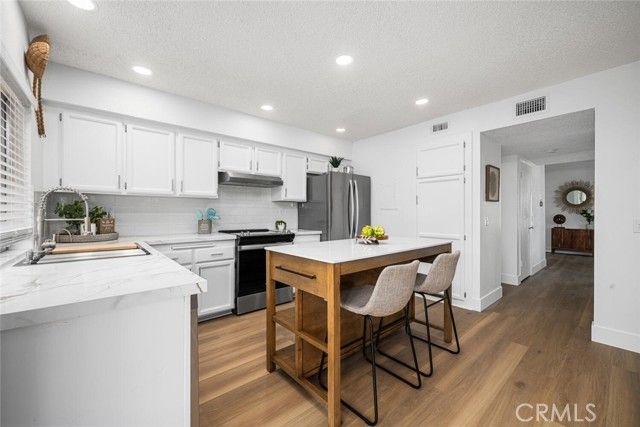 4236 Larwin, Cypress, CA 90630