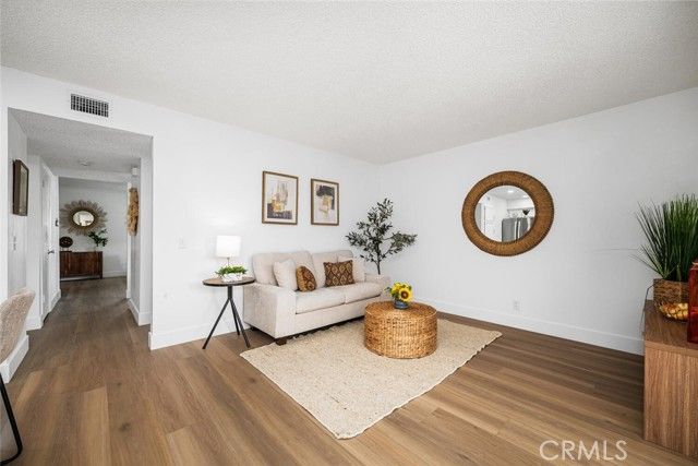 4236 Larwin, Cypress, CA 90630