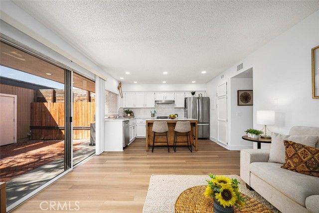 4236 Larwin, Cypress, CA 90630