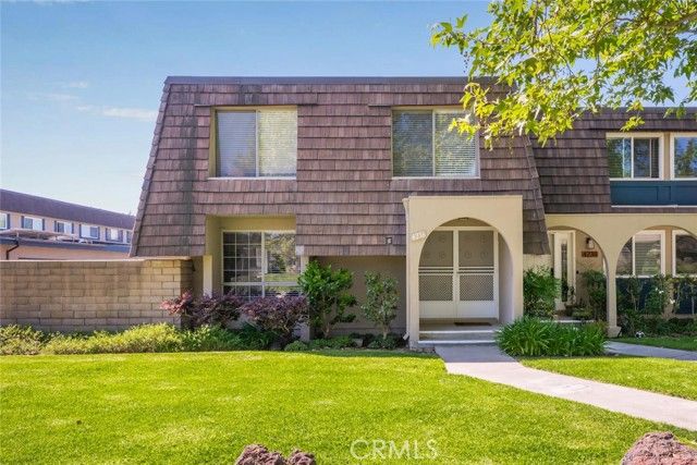4236 Larwin, Cypress, CA 90630