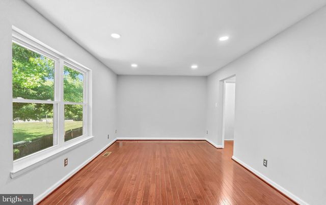 2713 WOOD HOLLOW PL, Fort Washington, MD 20744