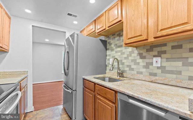 2713 WOOD HOLLOW PL, Fort Washington, MD 20744
