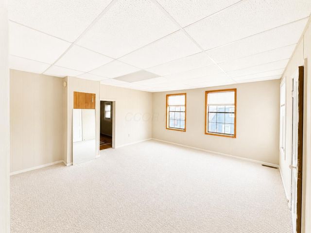 2219 W Broad Street, Columbus, OH 43223