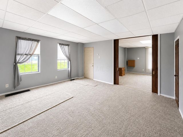 2219 W Broad Street, Columbus, OH 43223