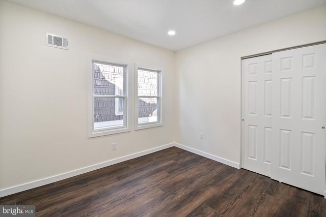 121 DICKINSON AVE, Hamilton, NJ 08629