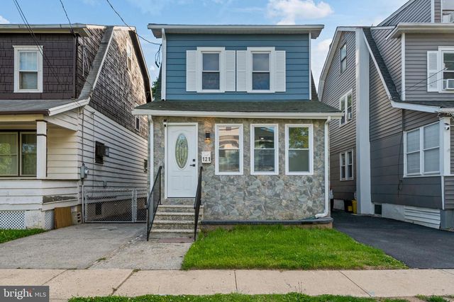 121 DICKINSON AVE, Hamilton, NJ 08629