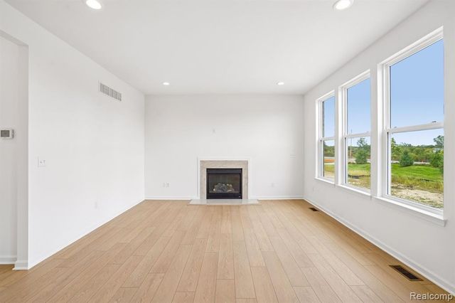 7456 Abigail Drive, Ypsilanti, MI 48198