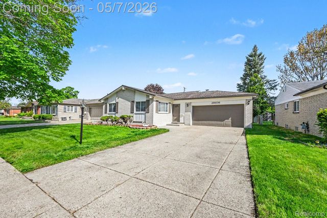 39106 Ross Street, Livonia, MI 48154