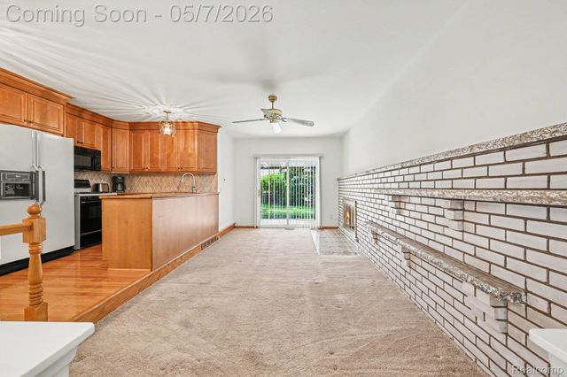 39106 Ross Street, Livonia, MI 48154