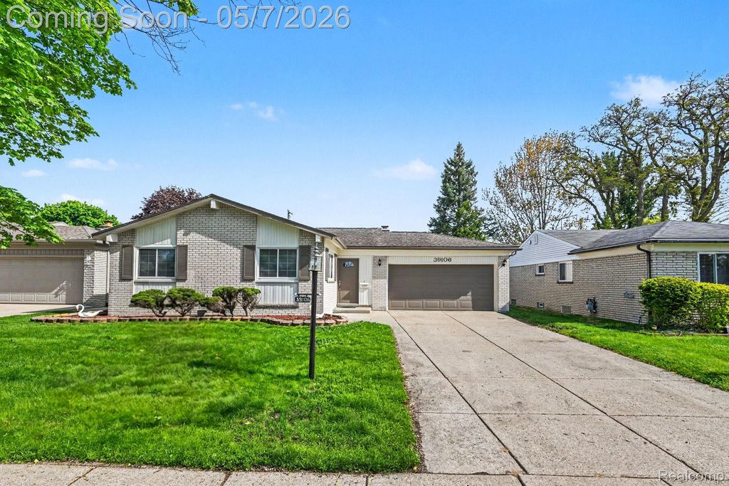 39106 Ross Street, Livonia, MI 48154