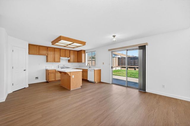 5971 Kylench Ct, Citrus Heights, CA 95621