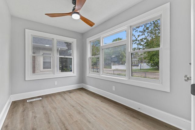 2915 Logan Avenue N, Minneapolis, MN 55411