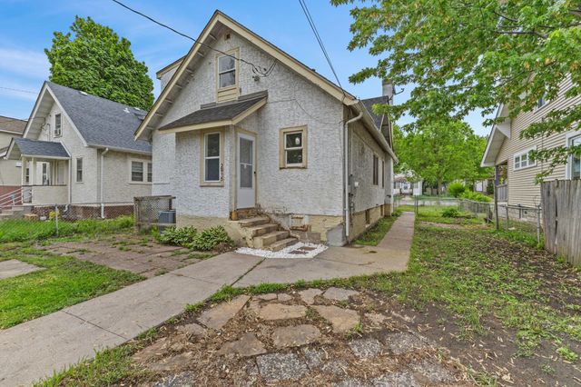 2915 Logan Avenue N, Minneapolis, MN 55411