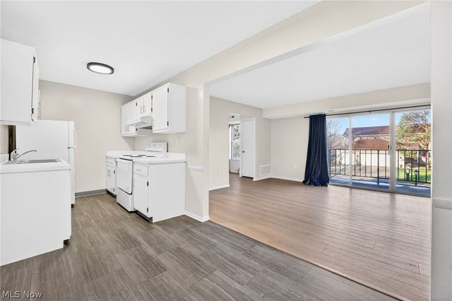 1930 King James 205, Westlake, OH 44145