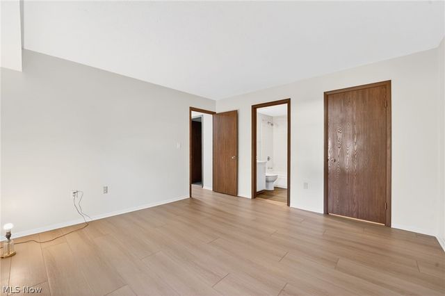 1930 King James 205, Westlake, OH 44145