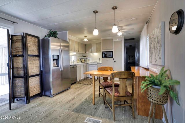 8600 E BROADWAY Road 13, Mesa, AZ 85208