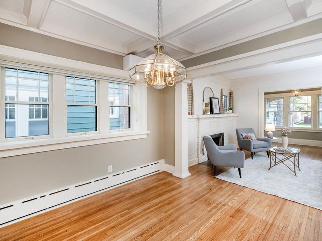 1945 Portland Avenue, Saint Paul, MN 55104