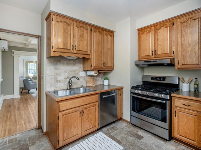 1945 Portland Avenue, Saint Paul, MN 55104