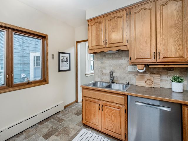 1945 Portland Avenue, Saint Paul, MN 55104