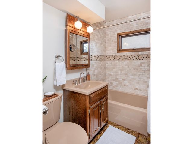 1945 Portland Avenue, Saint Paul, MN 55104