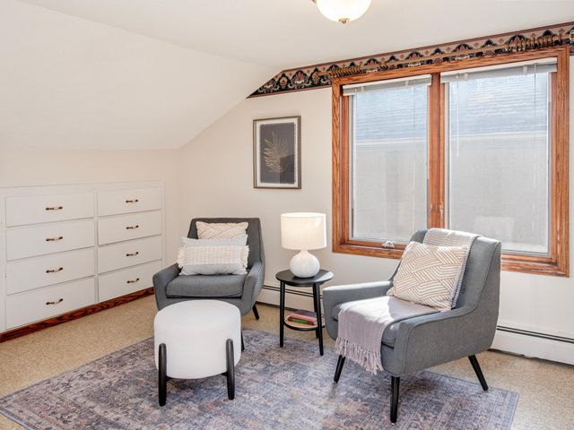 1945 Portland Avenue, Saint Paul, MN 55104