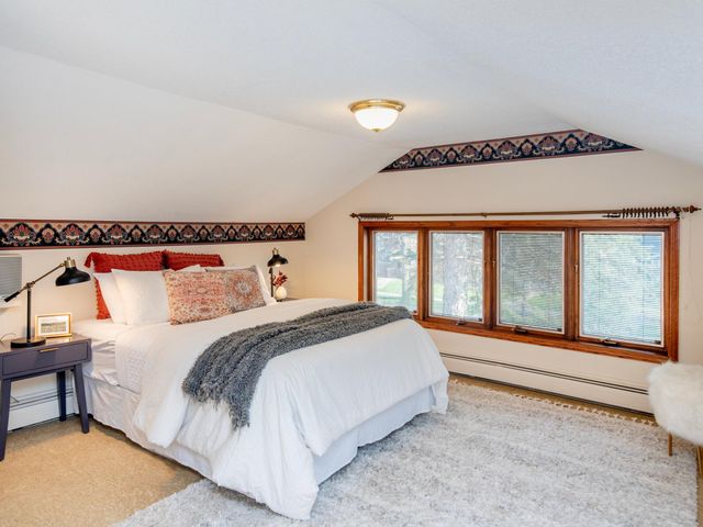 1945 Portland Avenue, Saint Paul, MN 55104