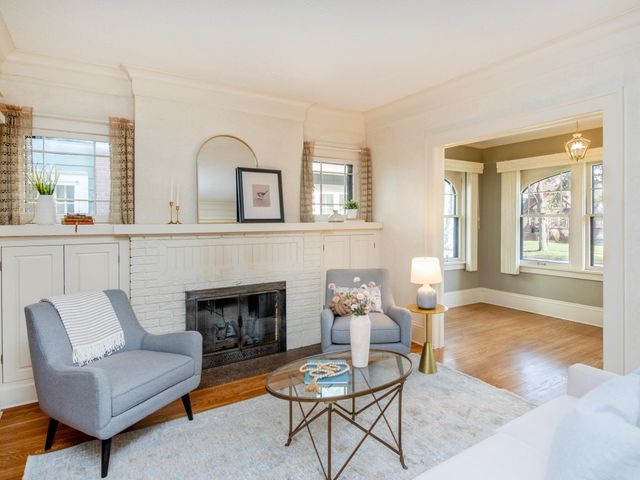 1945 Portland Avenue, Saint Paul, MN 55104