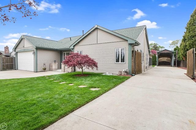 45073 Grant Park, Utica, MI 48317