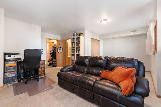 1352 Fox Hound Trail, Beecher, IL 60401