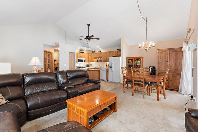 1352 Fox Hound Trail, Beecher, IL 60401