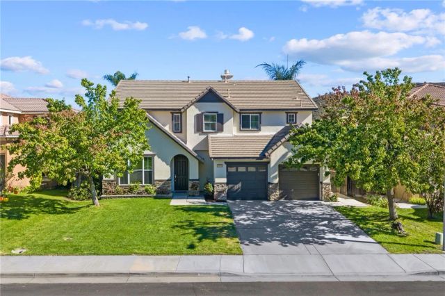 27876 Post Oak, Murrieta, CA 92562