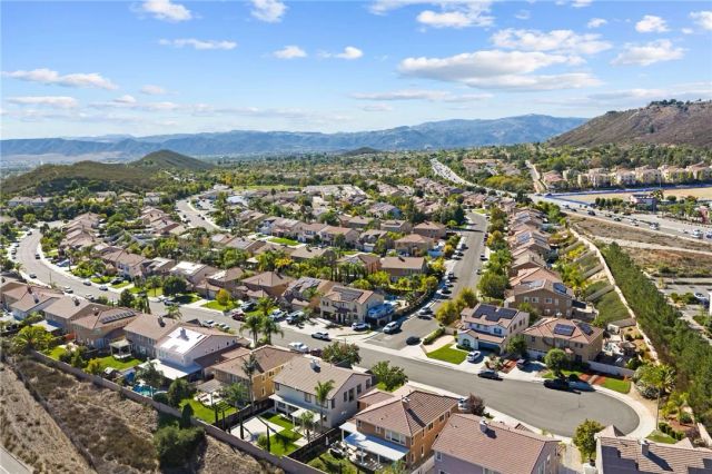 27876 Post Oak, Murrieta, CA 92562